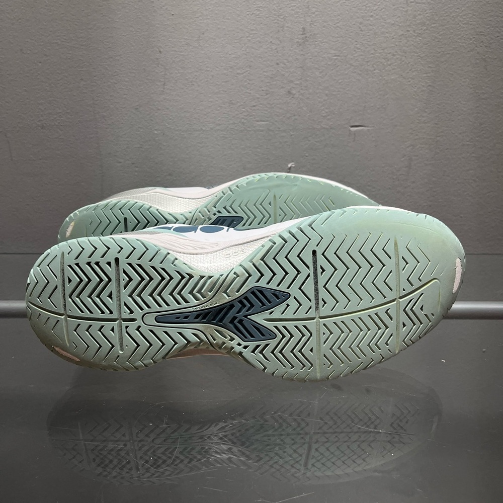 Diadora Women's White and Green Athletic Shoes - Picture 8 of 11